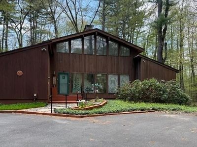 17 Juniper Ln, Amherst, MA, 01002