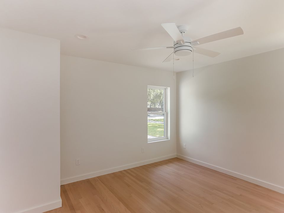 1st image of 4184 Beechwood Ln