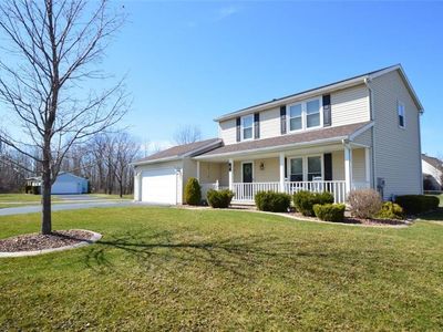 6 Cross Ln, Hilton, NY, 14468