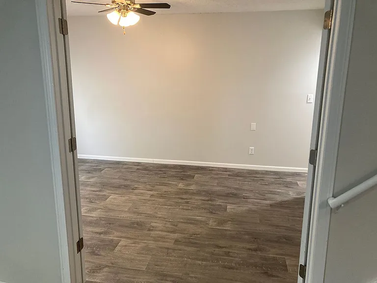 The Vibe at 8035 Apartments — Photo 92