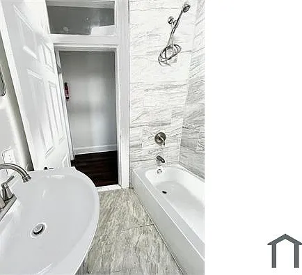 3 bed, $1,700 — Photo 3