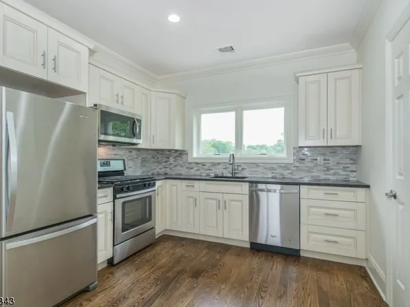95 Bloomfield Ave Floor 2, Caldwell, NJ 07006