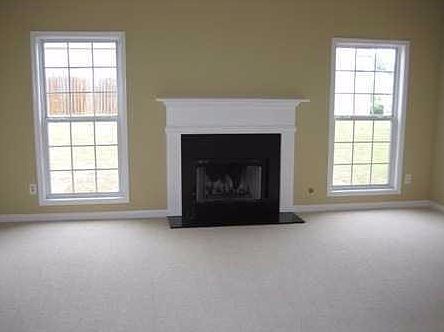 2nd image of 480 Clairidge Ln