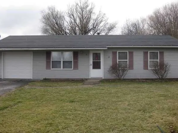 18 Cayuga Rd, Canandaigua, NY 14424
