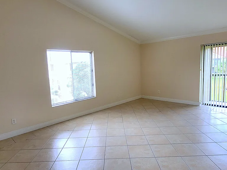 9635 Eaton Gardens Ln #201 — Photo 5
