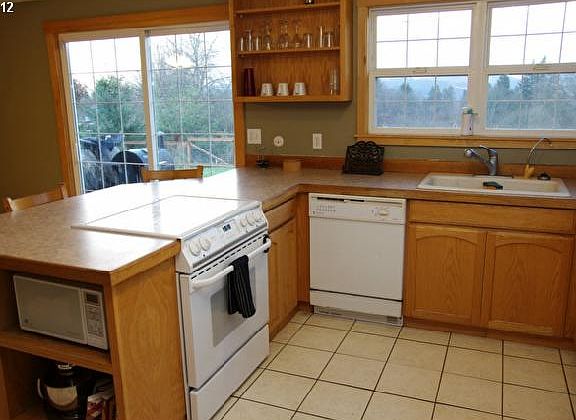 5th image of 18310 S Holly Ln
