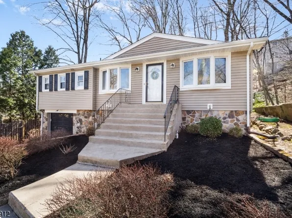 69 Cherokee Ave, Rockaway Twp., NJ 07866