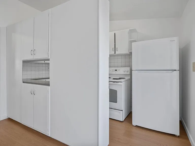 460-492 N Broadway St #472 — Photo 9