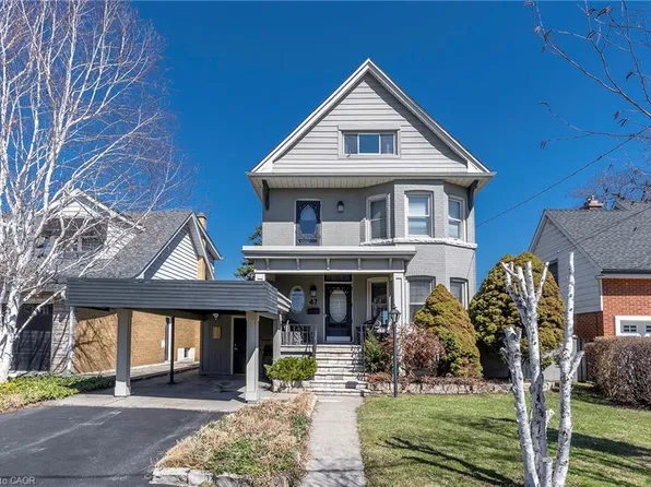 47 Mountain Park Ave, Hamilton, ON L9A 1A1