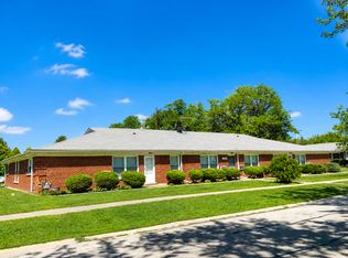11208 1st St #2, Mokena, IL 60448