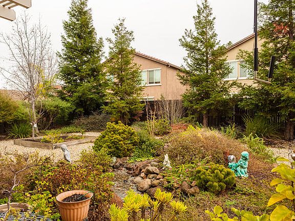 4th image of 1313 Underwood Ln