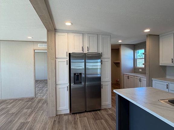 2nd image of 2418 Douglas Rd #65