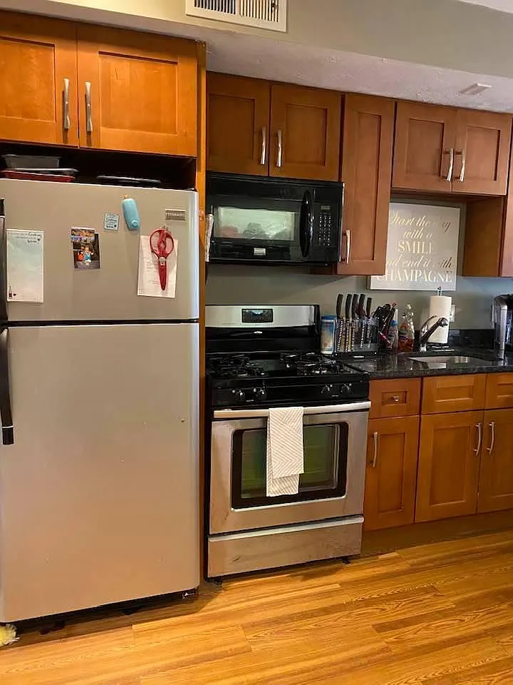 2 bed, 700 sqft, $2,800 — Photo 3