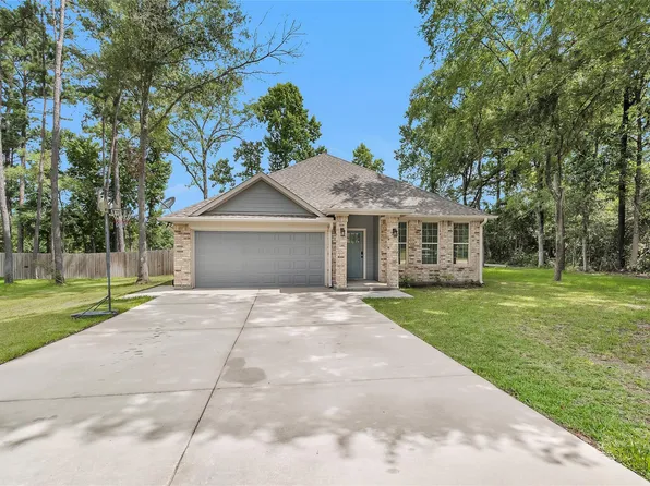 11087 Sutton Pl, Willis, TX 77378