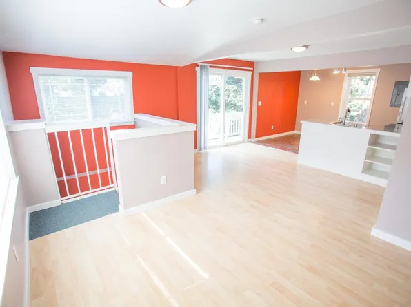 1425 E Yesler Way APT 3, Seattle, WA 98122