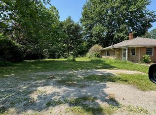 12068 Lake Rd, Montrose, MI 48457