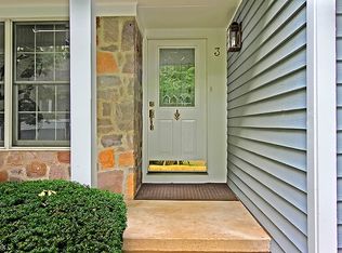 3 Knollcrest Rd, Bedminster, NJ 07921