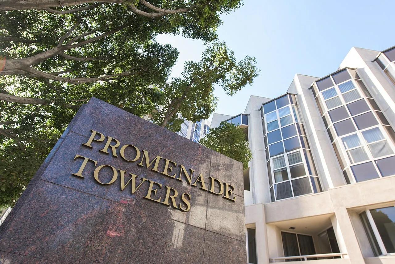 Promenade Towers — Photo 2