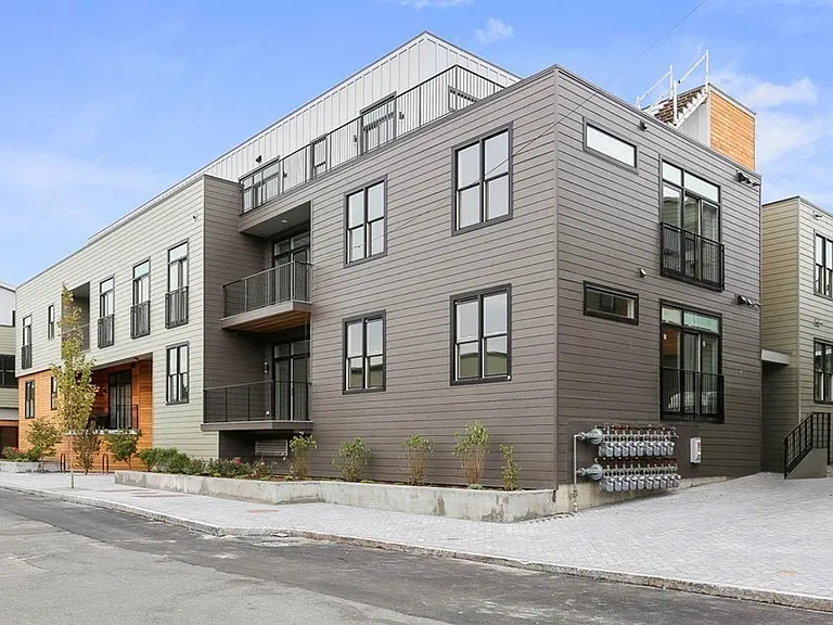 29 Woodbine St #107 — Photo 8