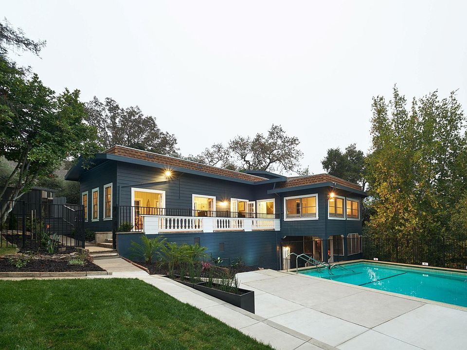 1st image of 82 Prospect Ave