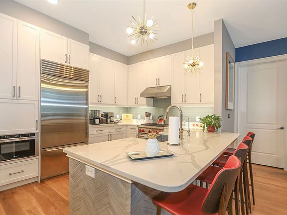2nd image of 3 Somerset Ln Unit 414