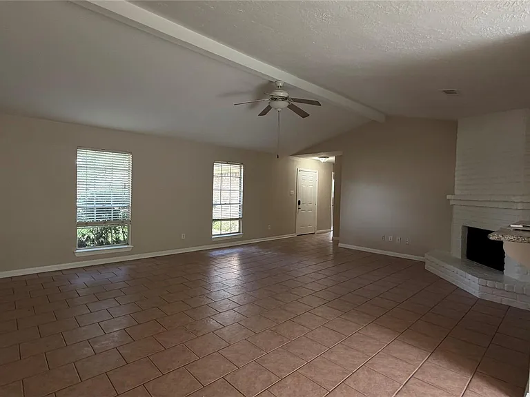 1006 Grand Junction Dr — Photo 9