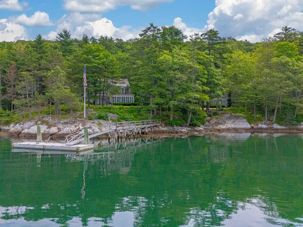 1 Half Moon Cove Road, South Bristol, ME 04568