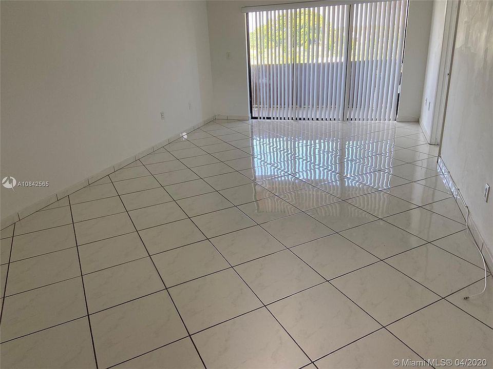 1st image of 8879 Fontainebleau Blvd #203A