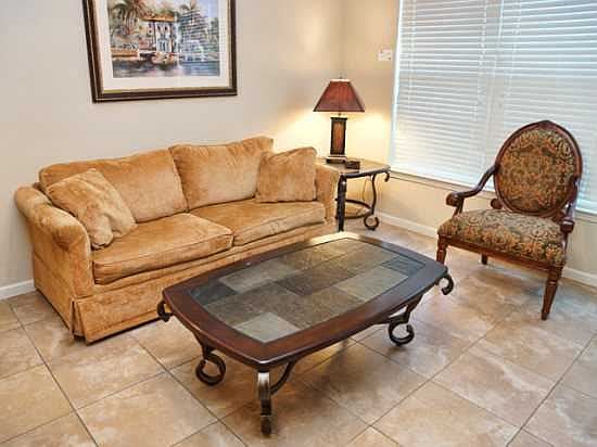 BP3C914CP-111-living-area