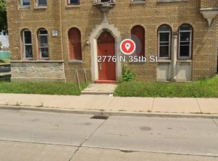 2776 N 35th St #2, Milwaukee, WI 53210