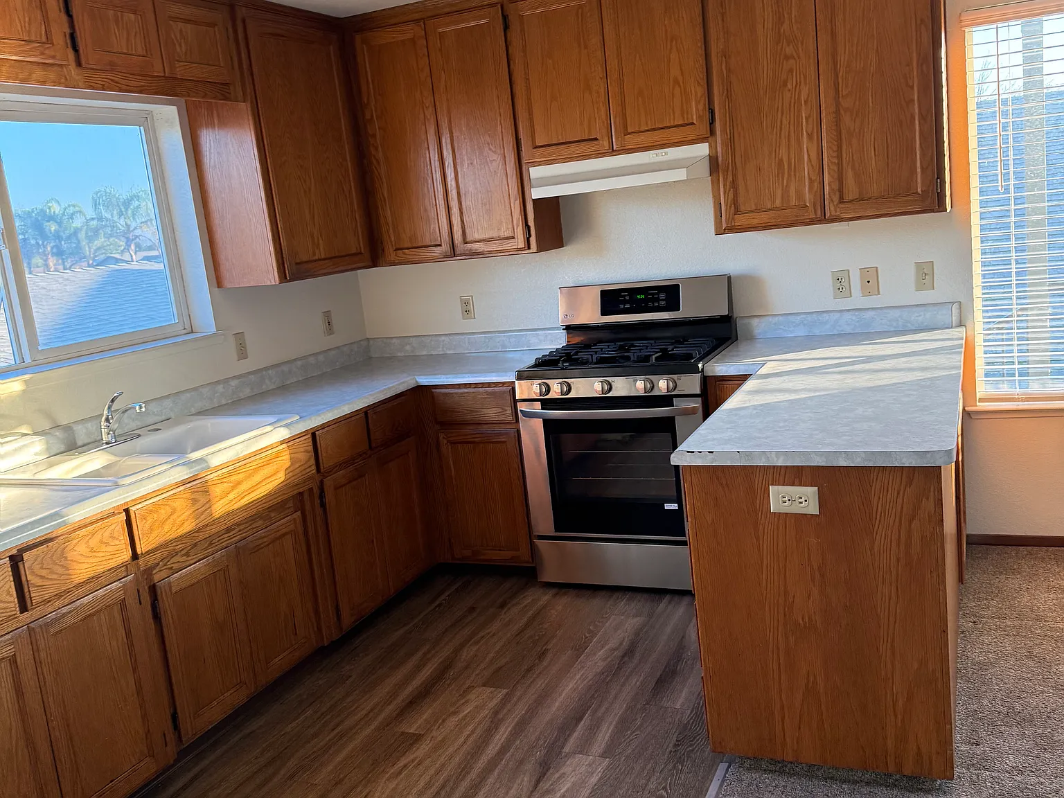 1 bed, 700 sqft, $1,500 — Photo 1