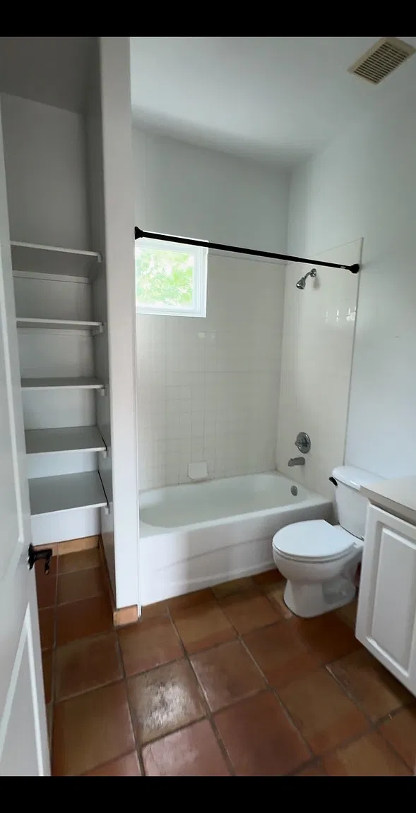 1 bed, 666 sqft, $1,950 — Photo 1