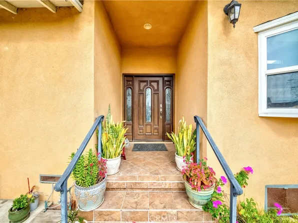 1454 W 221st St, Torrance, CA 90501