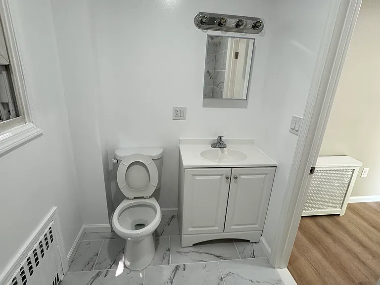 648 Bergen Ave #1 — Photo 14