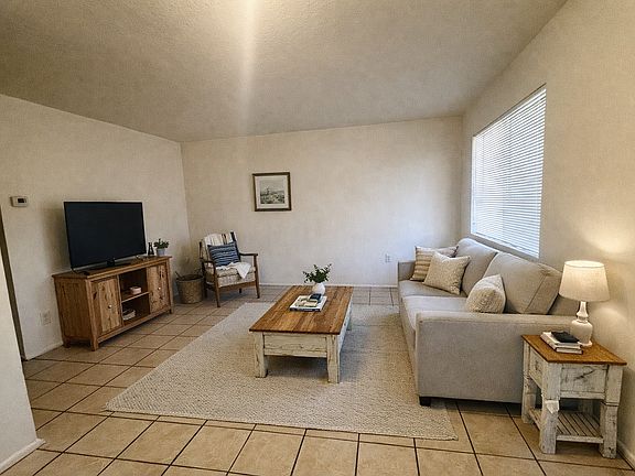 2nd image of 3832 N Park Ave #3832