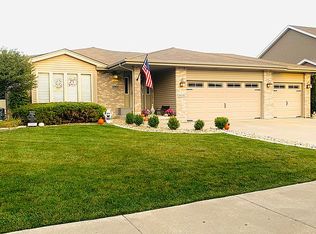 16310 W Celtic Cir, Manhattan, IL 60442