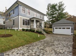 489 N Abingdon St, Arlington, VA 22203