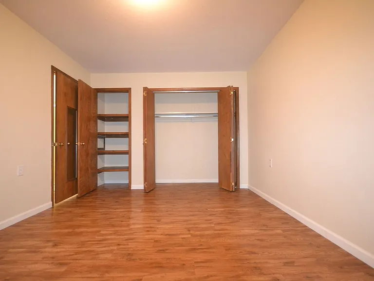 216 W Main St — Photo 5
