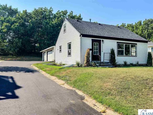 1110 S Washington Ave, Saint Peter, MN 56082