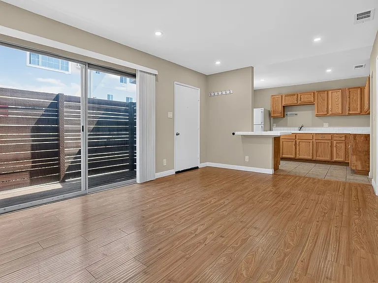 5332 Denny Ave #2 — Photo 5