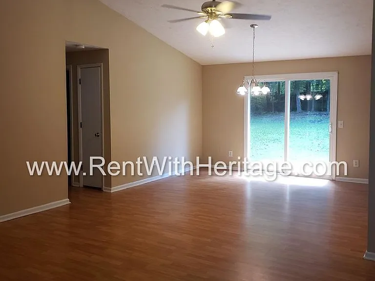 4832 Timber Ridge Dr — Photo 7