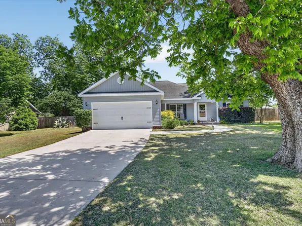 312 Teakwood Ct, Statesboro, GA 30458