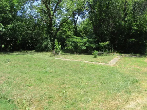 320 S Goode Ave, Columbus, KS 66725