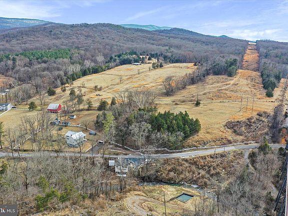 4th image of 126 Overall Rd