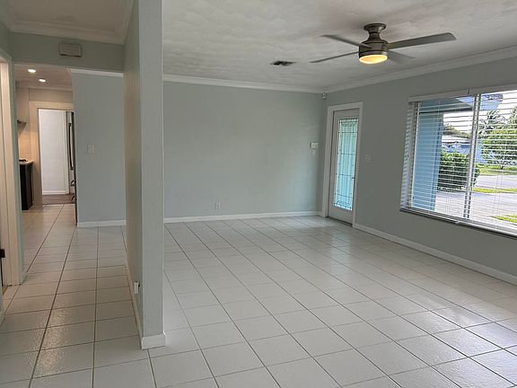 3rd image of 455 NE 29th St