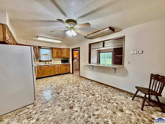 5th image of 12099 E Davis Ave