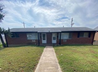 950 Raford Ct, Saint Louis, MO 63137