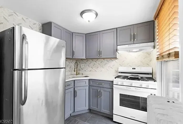 31 Glen Ave #TOP — Photo 7