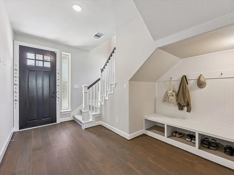 11916 Eastgrove Park Way — Photo 2