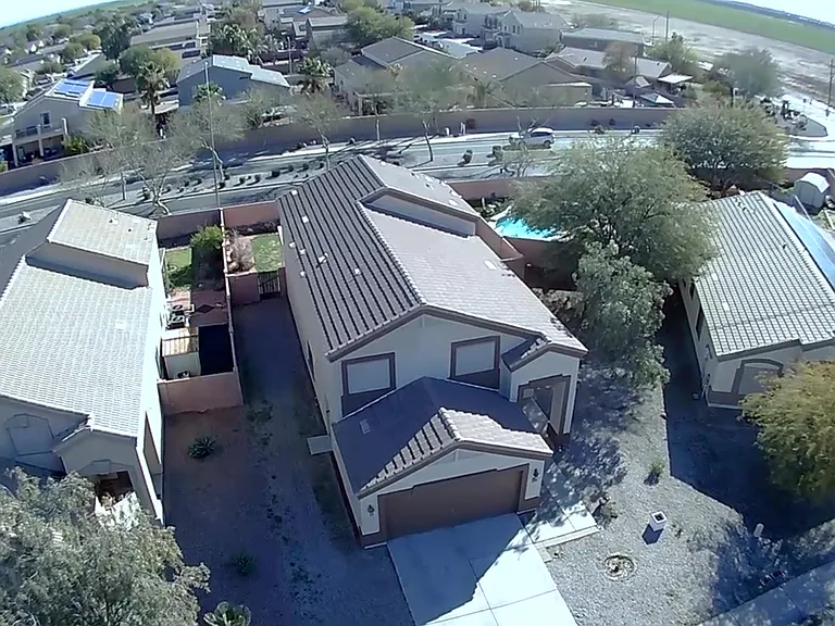 2028 N Wildflower Ln — Photo 2